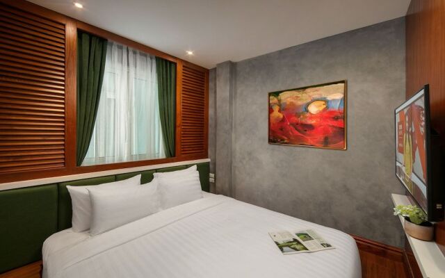 Hanoi La Selva Central Hotel