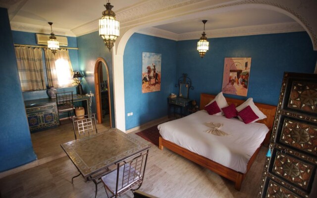 Riad Roxanne