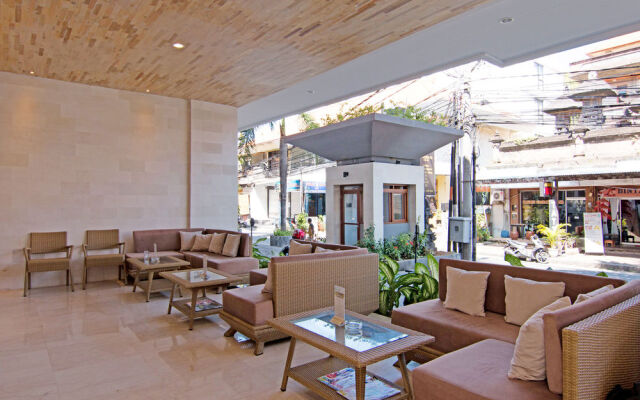 ZEN Rooms Benesari 6 Legian Kuta