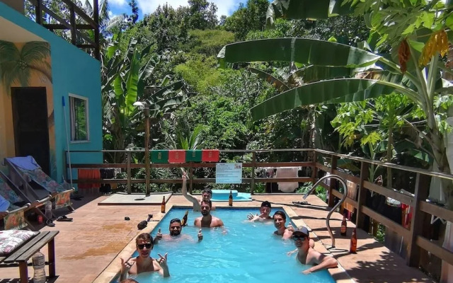 Farofa Loca Hostel