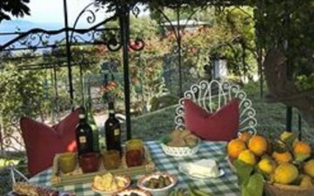Marechiaro Villa  Relais