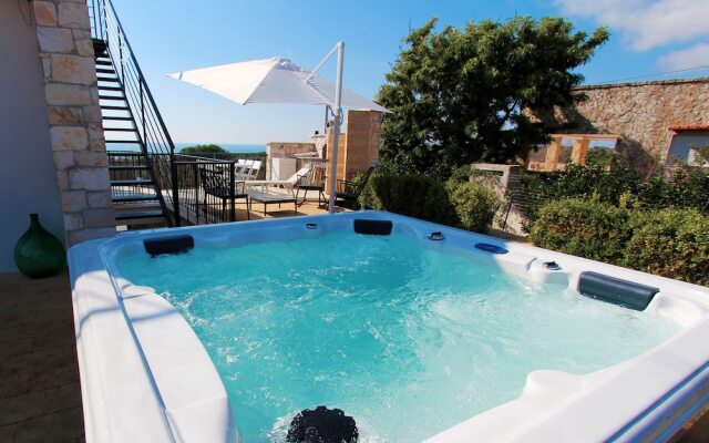 The Dream Residence 242