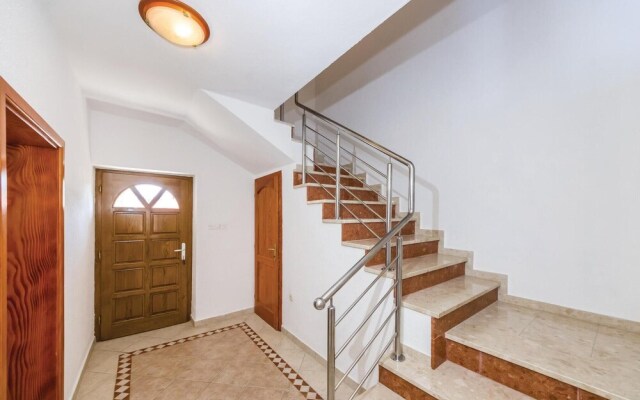 Beautiful Home in Bibinje With 5 Bedrooms