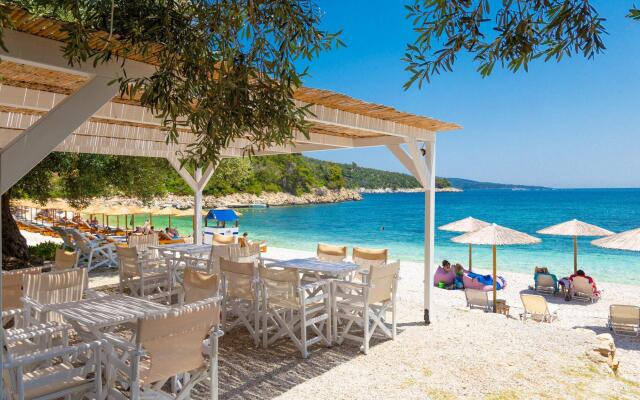 Neptune Private Pool Walk to Beach A C Wifi - 2831