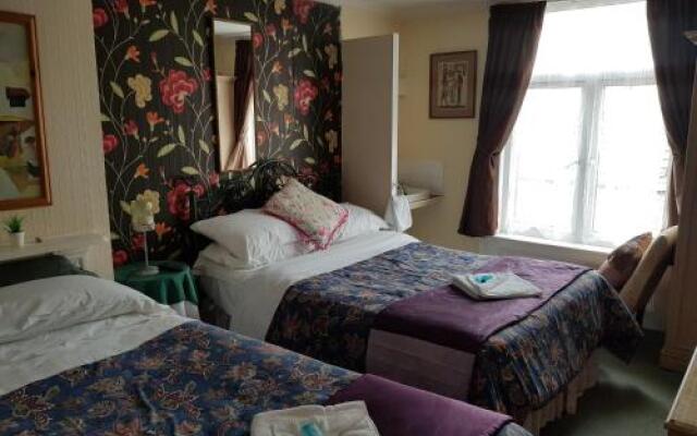 Alston House Hotel