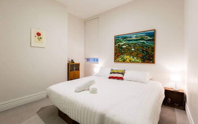 ALIA, 1BDR Fitzroy Apartment