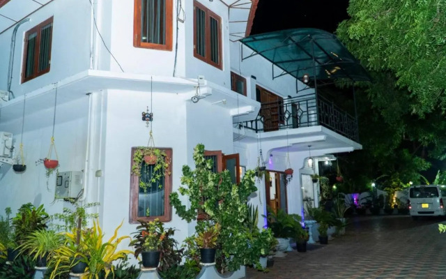 St Anne's Hotel & Resturant