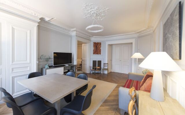 Charming Haussmannian