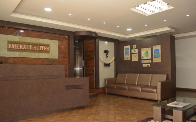 Emerald Suites By Kallate