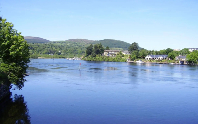 The Lakeside Hotel & Leisure Centre