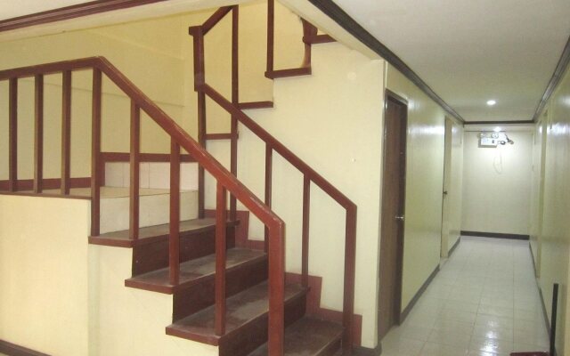 Wendy's Apartelle