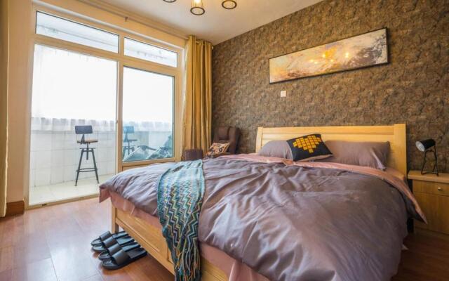 Jinan Tianqiao·Daming Lake· Locals Apartment 00130240
