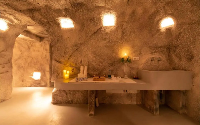 Bianco Riccio Suite Hotel