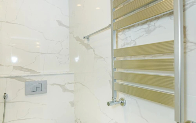 VIP Apartment in Buta palace 703