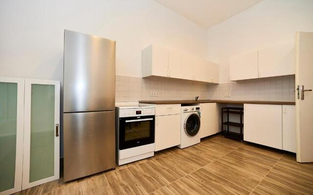 Bearlin City Apartments - City Center East