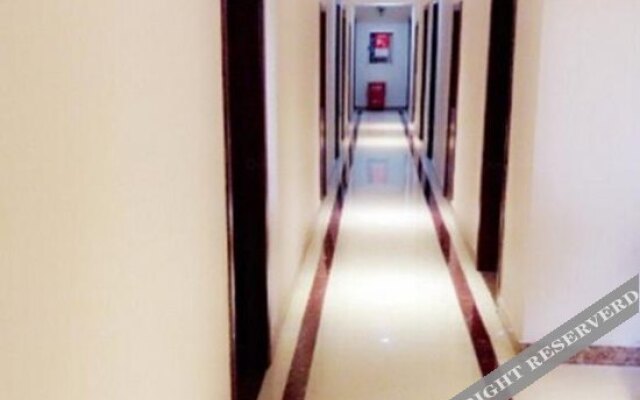 Pebble Motel(Yining Jiefang Road Stalin Street store)