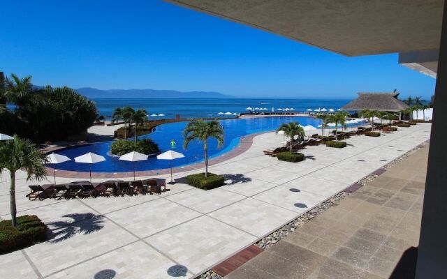 5-Room Luxury Villa in Tres Mares Marina Vallarta Villa 1