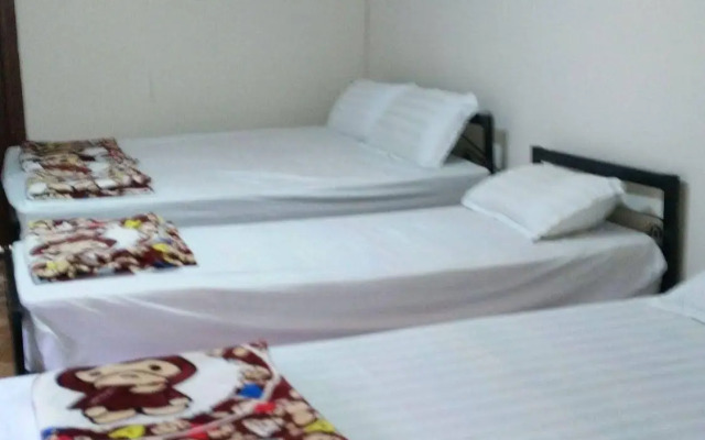 Orange Backpacker Hostel