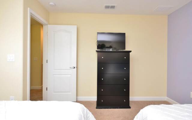 1424 Rolling Fairway Drive