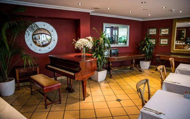 Manor Boutique Hotel