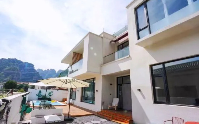 Alley Homestay (Beijing Shidu Scenic Area)