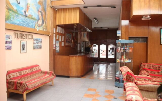 Gran Puno Inn Hostal