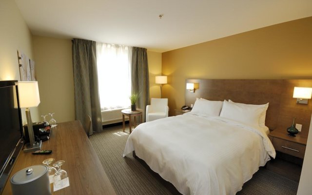 Imperia Hotel & Suites Terrebonne