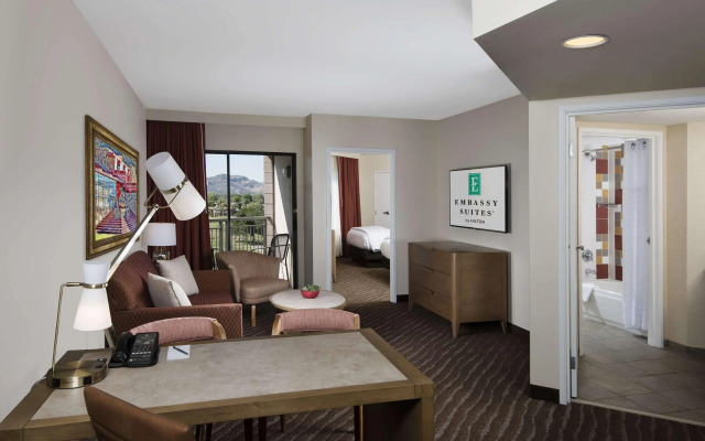 Embassy Suites by Hilton Phoenix Scottsdale
