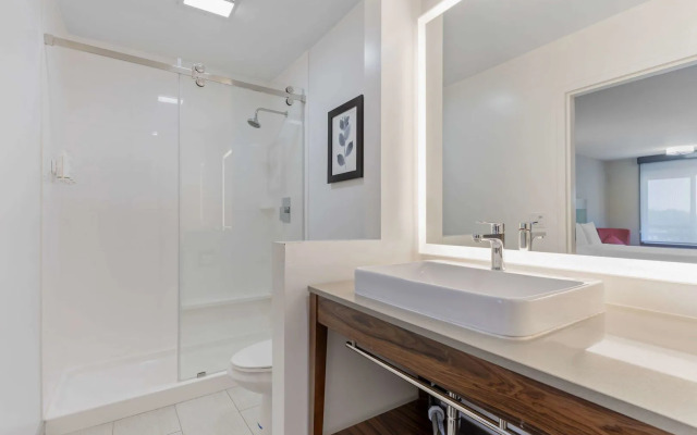 Country Inn & Suites by Radisson, Vallejo Napa Valley, CA