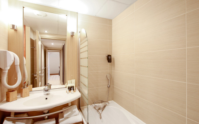 Clarion Aparthotel Toulouse Blagnac Airport