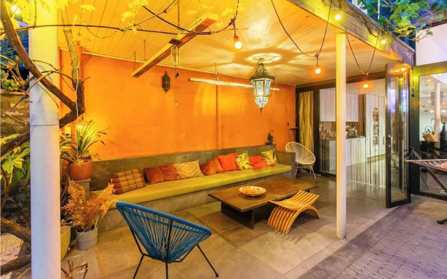 Villa Anvers 4 BDR Parking