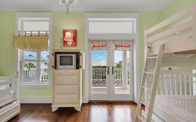 Island Blue at Destin Pointe