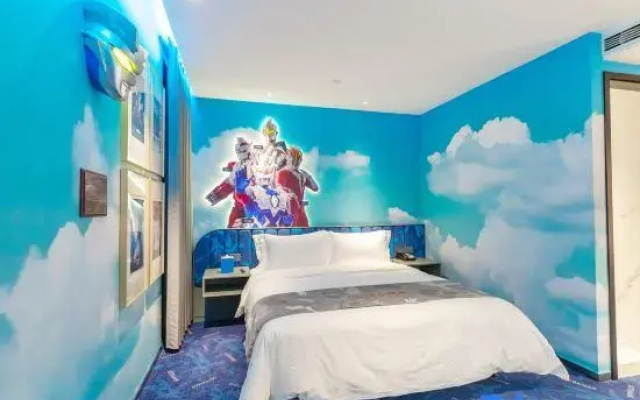 Ultraman Hotel