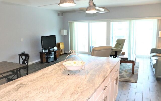 Jamaica Royale - T53 - 2 Br Condo