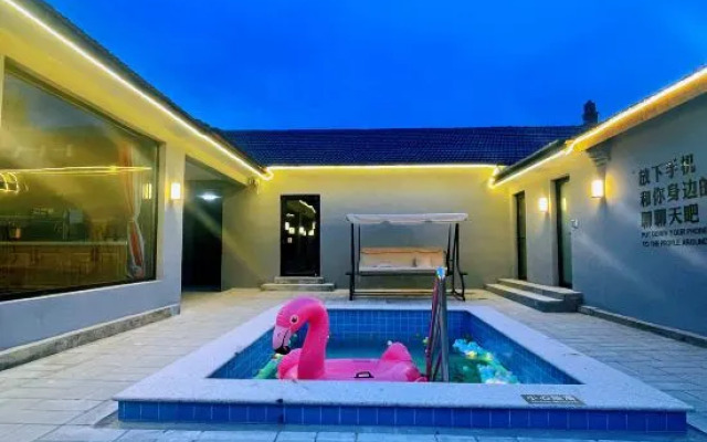 Yeshe East Courtyard