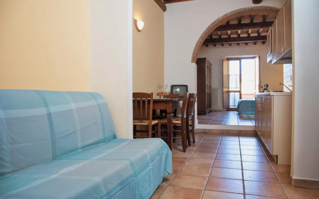 Resort with pool in Riparbella