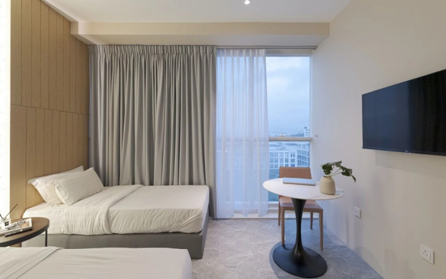 Harper Suite at Sutera Avenue