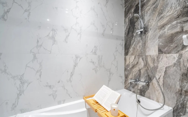 Charming Studio Escape With City View