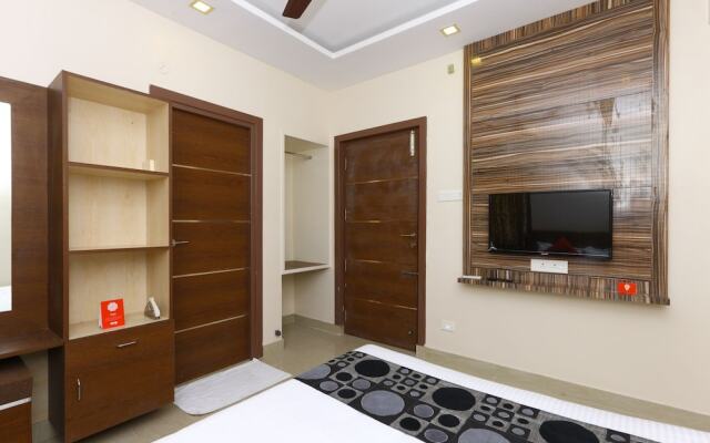 OYO 5323 Kamadenu Residency