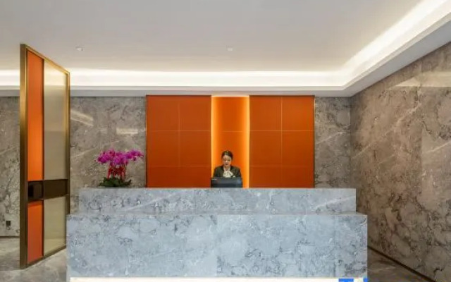 Waiting Hotel (Luoshan Road , Pudong New Area, Shanghai)