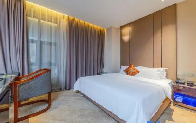 Zhongshan Randa Plaza Rezen Select Hotel