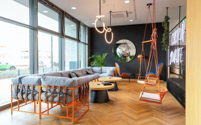 LOGINN Hotel Köln Airport
