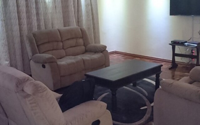 Tomax Apartments Brooks