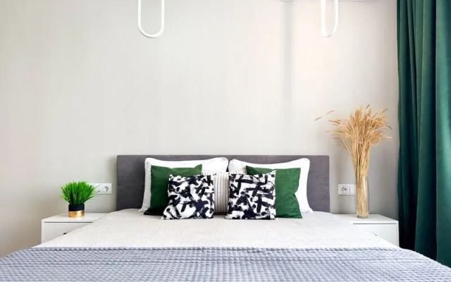 Апартаменты Лайк Хоум на ул. Александра Полина, д. 3