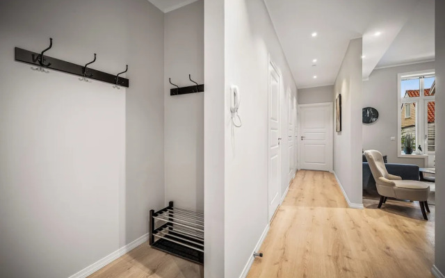Corner Apartments