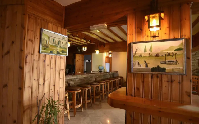 Elysso Hotel