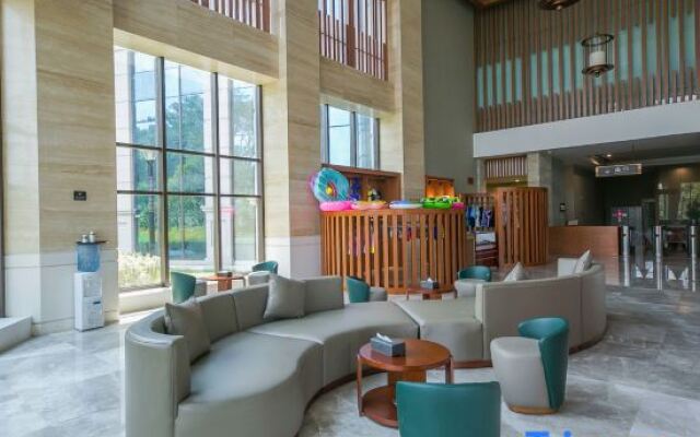 Xihai Hot Spring Holiday Hotel