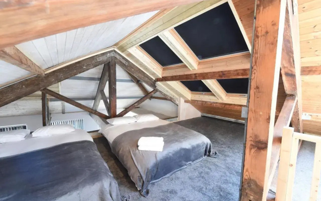 Stunning Penthouse Slps 20 (38 A4)
