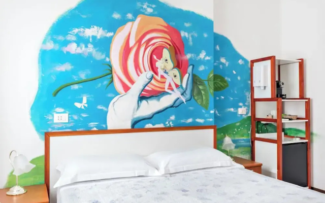 Lia Rooms 4