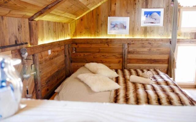 Chalet Coup de Coeur+Vehicule 4*4 ; 9 Places a Dispo